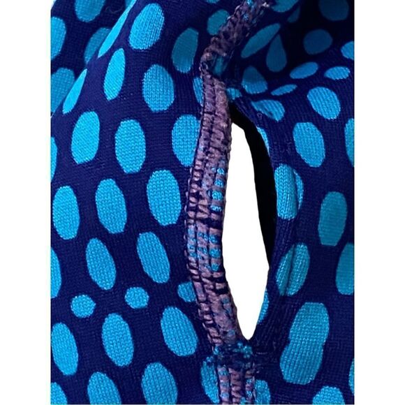 NIKE - SIZE MEDIUM - BLUE / TEAL DOTTED THERMA-FIT ATHLETIC PULLOVER HOODIE - Picture 6 of 14
